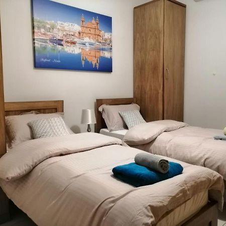 Seabreeze Apartment خليج سانت بول المظهر الخارجي الصورة