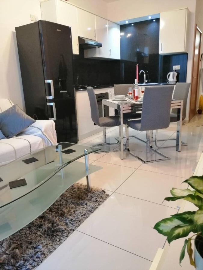 Seabreeze Apartment خليج سانت بول المظهر الخارجي الصورة